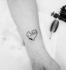 Cat And Dog Tattoo Gloriatattooistfor When My Doggy Passes To Remember Both My Childhood Loves By 3 Com Imagens Tatuagem Tatuagem No Pulso Tatuagens Femininas Delicadas