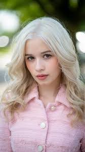 Cameron Bascom's Instagram, Twitter & Facebook