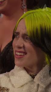 When you’re at the #Oscars, but you’re too young to know any of these  songs. #MayaRudolph #KristenWiig #comedy #WhenWomenWin #movies #BillieEilish
