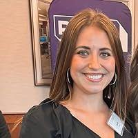 Everyone Here Is Lying by Shari Lapena