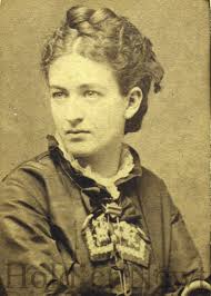 19th Century Photos Hold'er Newt