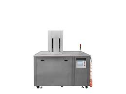 Cuve Ultrasons Industrielle Automatique De 400 Litres Avec Monte Et Baisse Deshuileur Filtration Ecremage Et Ecran Plc Contact Ac Graciotti