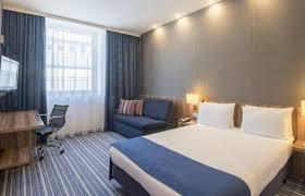 Die zimmer im hotel holiday inn express dresden city sind modern, angenehm. Holiday Inn Express Dresden City Centre