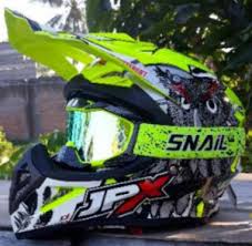 Pilihlah yang paling sesuai dengan preferensi anda dan cegah motor kesayangan anda dicuri orang! 10 Daftar Helm Trail Motocross Terbaik Paling Top Harga Terjangkau