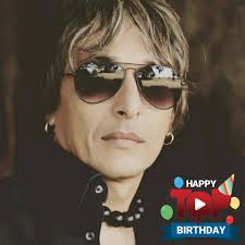 HappyTopBirthday a nuestro queridísimo amigo Jorge Luis Robaina, Jorgito  Karamba, como le conocemos cariñosamente por el Grupo Karamba que dirije.  Muchas felicidades, que siempre te rodeen el amor, la salud, la felicidad,