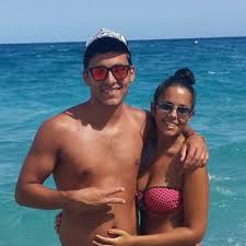 Tiene quemaduras de tercer grado en uno de sus pechos y en el estómago. Fernanda Olivares Folivarees Twitter