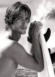 Surfer Photography Black White Schwarz Weiss Fotografie Photographie Noir Et Blanc Bois De Jasmin Surfer Hair Surfer Hairstyles Medium Hair Styles