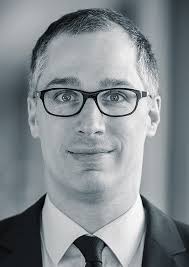 OUR SR. EXPERT TEAM — LM