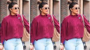 Honestly, it kind of made meghan markle and prince harry's nuptials look like they took place in the service bathroom of a wegman's. Priyanka Chopra Steps Out With Nick Jonas In A Maroon Sweater And Jeans Vogue India