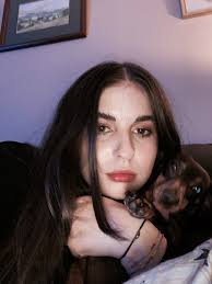 kellie barker (@kellielbarker)