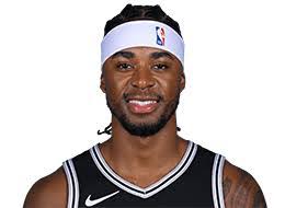 Devin Castle's Instagram, Twitter & Facebook