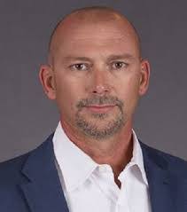 Mark Blakemore's Instagram, Twitter & Facebook