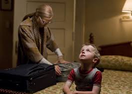 Nato con l'aspetto di un centenario, anziché invecchiare, ringiovanisce con gli anni. The Curious Case Of Benjamin Button 2008 Photo Gallery Imdb