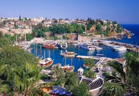 It has one of the longest aquariam tunnels with many sea species to sea and learn about. Antalya Tyrkiafryd By Service 24h