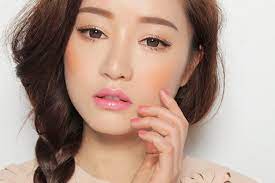 4 Korean Makeup Trends To Try Now Ulzzangstyle Korean Beauty Tips Korean Makeup Brands Best Korean Makeup