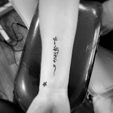 Modeles tatouage symboles bouddhistes fille. Tattoo Lettrage Tibetain Tatouage Tatouages Tattootibetan Rigalstudio Tattoo Tattoos Tat Ink Inkedgirls Tflers Tattoos Hand Tattoos Piercing Tattoo