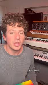 #BICPartner #ad Looking for a creative gift? The BIC 4-Color Pen Rainbow  Box hits all the right notes. @bicpensusa