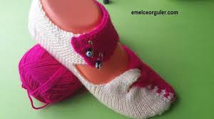 Wickelbooties Modell Patik Ve Coraplar Hausschuhestricken Hausschuhestrickendeutsch Haussc Hausschuhe Stricken Filzschuhe Stricken Und Hakeln