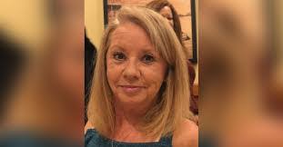 Keri Pack's Instagram, Twitter & Facebook