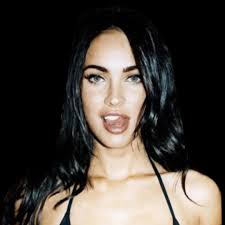 Stream Roxi Audios music