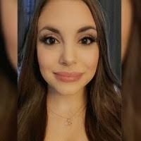 Melody Reynolds's Instagram, Twitter & Facebook