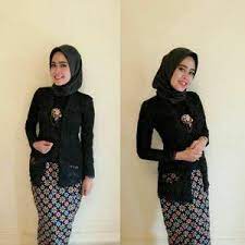 Sekarang ini sebuah kebaya yang berasal dari pulau jawa menjadi tren di kalangan wanita di indonesia.dengan berbagai bentuk dan karakteristiknya. Tampil Mempesona Di Segala Acara Dengan Kebaya Kutu Baru