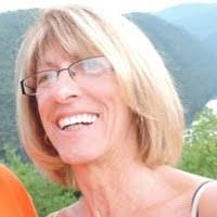 Sue Roos's Instagram, Twitter & Facebook