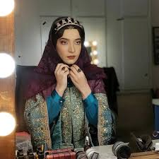 الهام نامی بازیگر سریال شکارگاه کیست؟+ عکس‌های جذاب | روزنامه هفت صبح