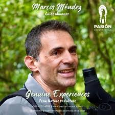 Robin Ringer's Instagram, Twitter & Facebook