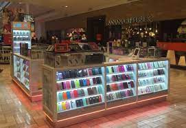 Mobile Kiosk In The Mall Mobile Shop Design Mobile Shop Interior Design Mobile Kiosk