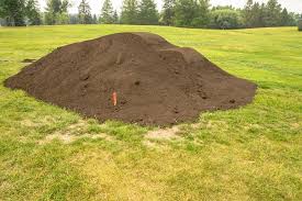 We've broken down a few common dirt disposal options to help you find the best way to dispose of dirt for your project. How Much Does A Yard Of Topsoil Weigh A Green Hand