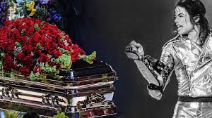 Michael jackson best croch grabbing videos. Jacksons Leichnam Heimlich Verbrannt Grab Des King Of Pop Soll Leer Sein