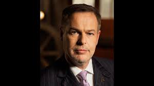 Who is peter jones' wife tara capp? Bbc One Dragons Den Peter Jones