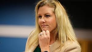 Judge says Fani Willis violated open records law, orders her to pay $54K in  attorneys' fees