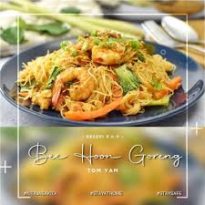 Bee hoon goreng tomyam seafood. Ames Hotel Looking Simple Menu For Ramadhan During This Facebook