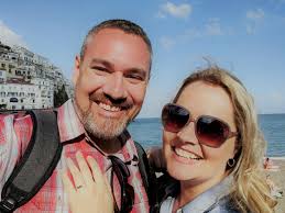 Candace Penner's Instagram, Twitter & Facebook