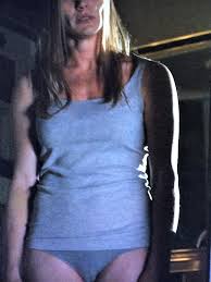 Screen grab from Longmire showing her toe : rKateeSackhoff