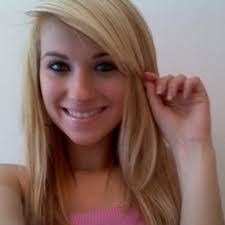 Samantha Carney's Instagram, Twitter & Facebook