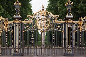 A front gate announces your intentions with its proportions, style, and materials. Why Choosing Wood And Iron Entry Gate Is So Important You Fine Sculpture
