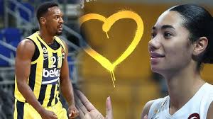 VakıfBank'ın güzel yıldızı Fenerbahçeli oyuncuyla aşk yaşıyor