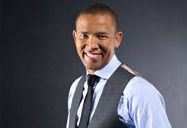 He currently hosts a musical show on 94.2 radio called this is weekends with renaldo schwarp that goes live every saturday between noon and 4 pm. Andile Khumalo Biography Age Career Membership Net Worth Wiki Sa