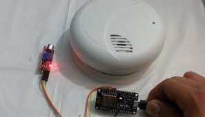 The firetext smoke alarm features a sim card slot to let it send a text message when it detects smoke. Audio Coupled Smoke Alarm Interface Sends Texts Emails Hackaday
