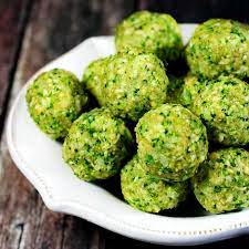 Scopriamo 30 ricette con i broccoli facili da fare e che garantiscono pietanze super saporite da portare in tavola. Ricetta Polpette Con Broccoli Crudi Veganocrudista It