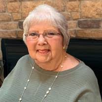 Lorraine Padgett's Instagram, Twitter & Facebook