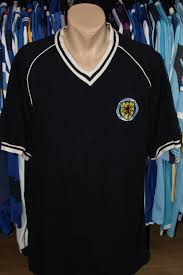Great choice of retro soccer jerseys worn during the european cup (champions league) and other european competitions, intercontinental cup and scottish premiership. Scotland Retro Replicas Fussball Trikots 1982