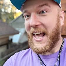 Edith and the three of us at the Elements Gallery, the start/end place for  the tour.