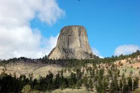 Devils Tower Wyoming Can Be Seen In Close Encounters Of The Third Kind Devils Tower Was Filming Locations Close Encounter Of The Third Kind Sci Fi Movies