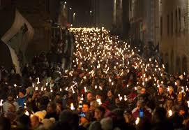 It's the biggest day in the festive calendar, a celebration that makes christmas day seem very small indeed hogmanay is what the scots call their new year's eve celebrations. Pyroceltica Scotland S Pioneering Celtic Fire Theatre Company To Lead Torchlight Procession At Hogmanay Eventsbase