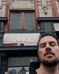 Legendary @fabriclondonofficial some weeks ago 🏴󠁧󠁢󠁥󠁮󠁧󠁿 played the  closing of the killer room 2 for first time 🕹️