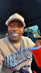 Anthony Shoulders's Instagram, Twitter & Facebook